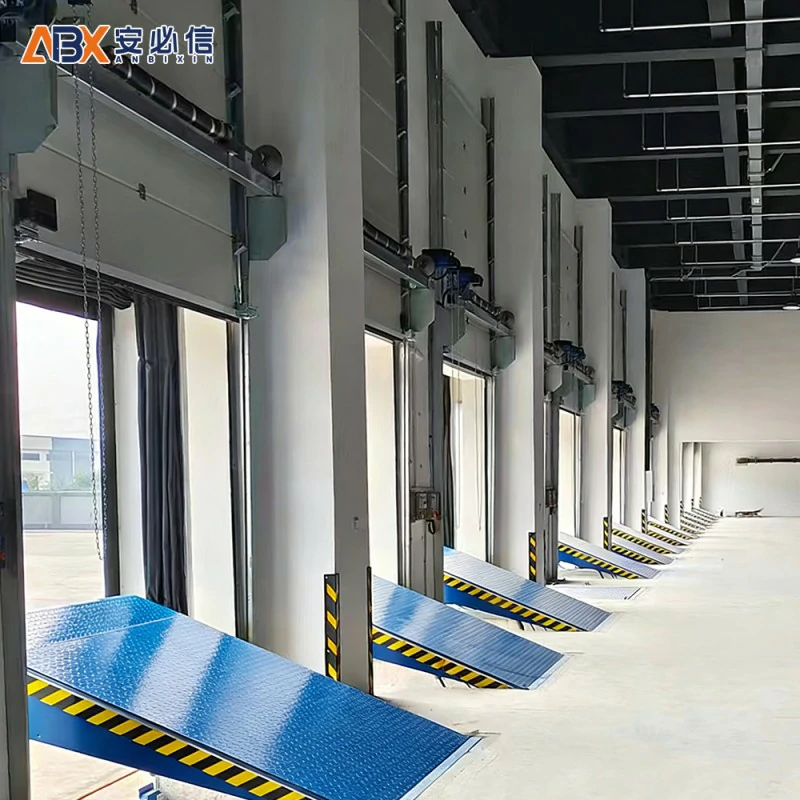 丹东翻板滑升门